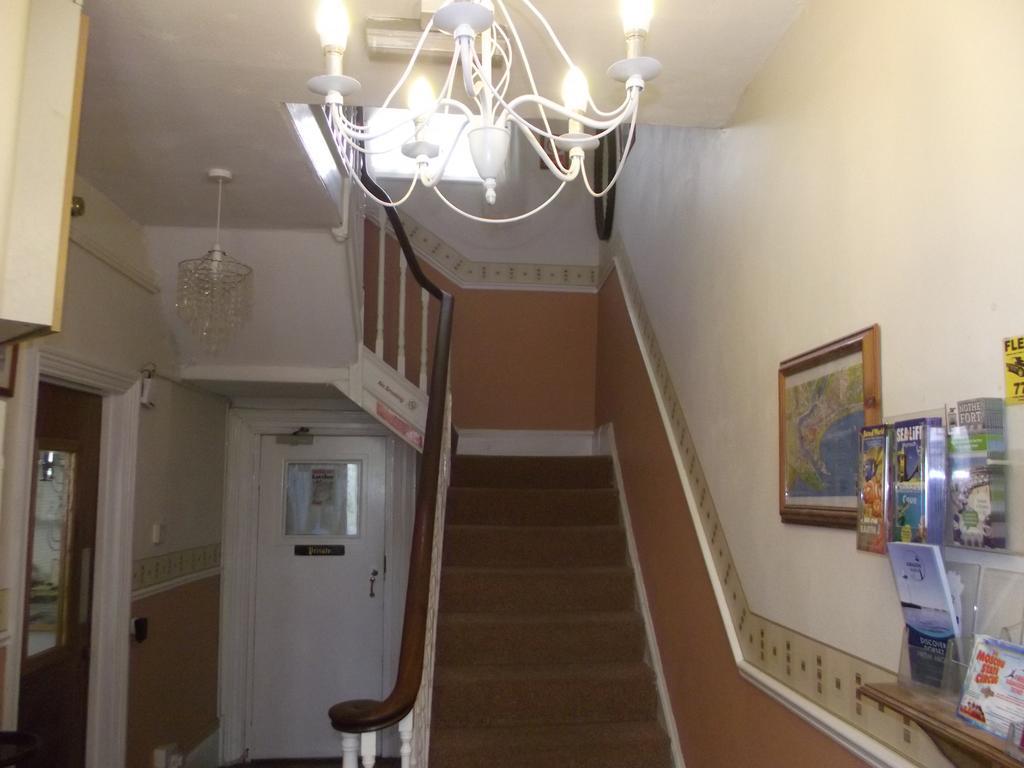 Beaufort Guesthouse ウェーマス エクステリア 写真